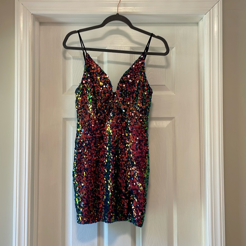 Lucy in the Sky - Multicolored Iridescent Sequin Bodycon Dress - size M
